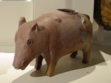 Gef in Form eines Schweins, 
Hacılar, 
Mitte des 6. Jahrtausends v. Chr.